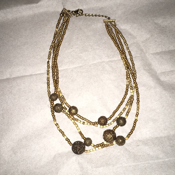 Jewelry - Beaded necklace